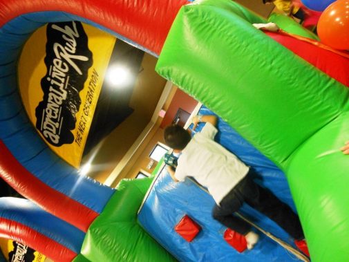 boston_party_entertainment_inflatables_adrenaline_rush_obstacle_3