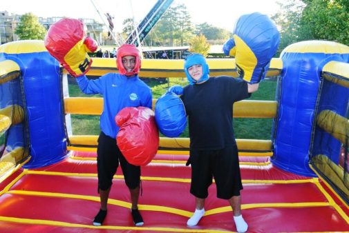 boston_party_entertainment_inflatables_big_glove_boxing_2