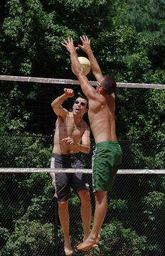 boston_party_entertainment_carnival_picnic_games_9_vintage_volleyball1