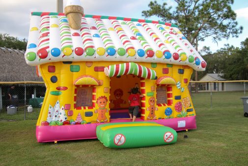 boston_party_entertainment_inflatables_Gingerbread House Crazy Cottage_2